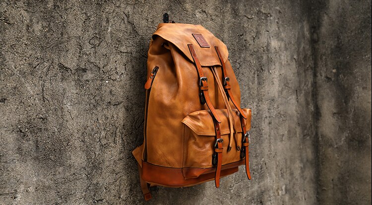 Men's Large Capacity Retro Backpack